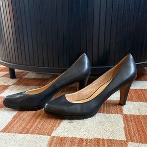 Cole Haan Pumps
